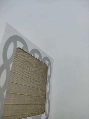 0.6mm ضخامت شیشه لایه دار فلزی میش تزئینی برای صنعتی
