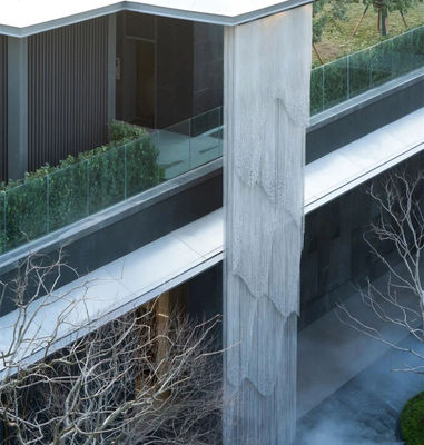 توری آلومینیومی انعطاف پذیر مناسب برای انبارها، کارخانه‌ها و ساختمان‌های تجاری جهت کنترل حشرات